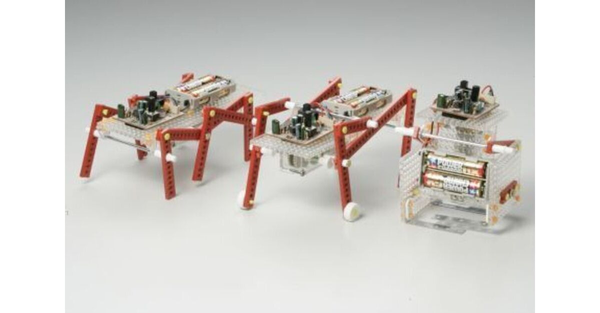 Pololu - Tamiya 70166 Sound Activated Walking Robot Kit