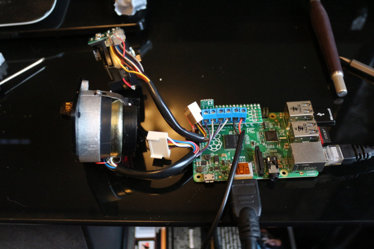 Pololu based control of a telescope using Raspberry Pi